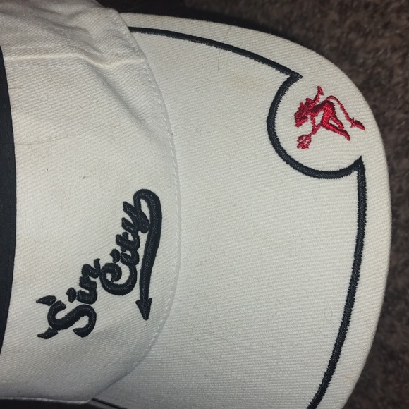 Las Vegas Sin City Unisex White Visor Adjustable OSFM - Picture 2 of 9